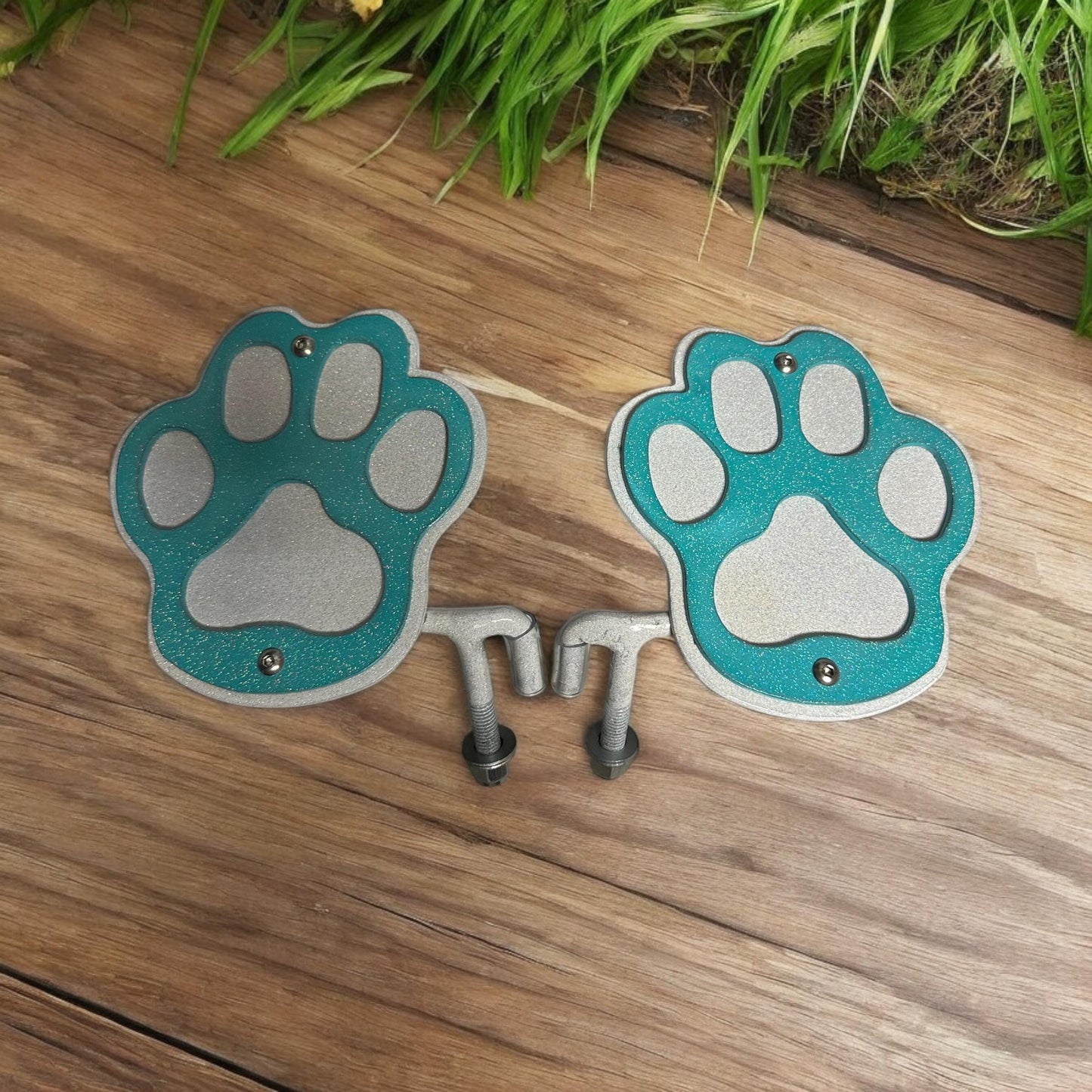 Paw Print, Set of 2 Foot Pegs